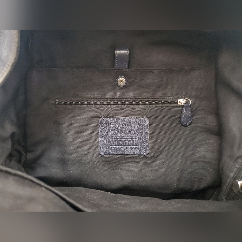 Coach Black and Blue Backpack with Durable Design - Picture 5 of 5